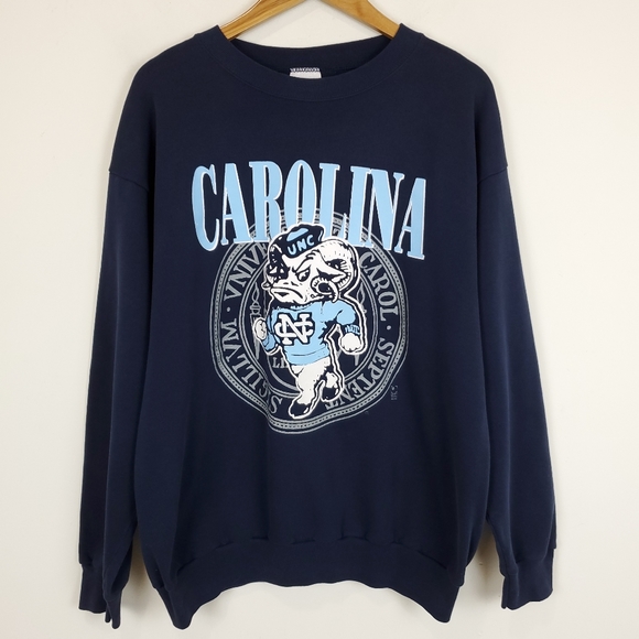 Vintage University of North Carolina Tar Heels Graphic Sweatshirt